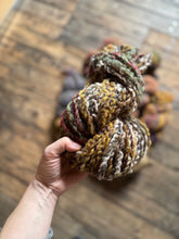 Load image into Gallery viewer, VARV - ÖNSKEBRUN - Nov 2025 - #varvyarn - a twist on nutiden - boucle Swedish wool yarn