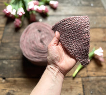 Load image into Gallery viewer, Nutiden - DET BRINNER I KNUTARNA - March Collection 2026 - #nutidenyarn - unspun Swedish wool yarn