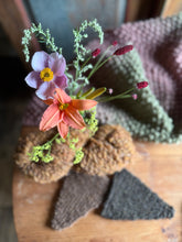 Load image into Gallery viewer, Nutiden - Förvildad - August Collection 2026 - #nutidenyarn - unspun Swedish wool yarn