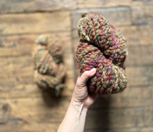 Load image into Gallery viewer, VARV - ÖNSKEBRUN - Nov 2025 - #varvyarn - a twist on nutiden - boucle Swedish wool yarn