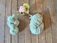 Load image into Gallery viewer, VARV - Enhörnings SVANS - Nov 2025 - #varvyarn - a twist on nutiden - boucle Swedish wool yarn