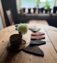 Load image into Gallery viewer, Nutiden - Skumrasket - August Collection 2026 - #nutidenyarn - unspun Swedish wool yarn