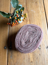 Load image into Gallery viewer, Nutiden - Hjärtstilla - September Collection 2026 - #nutidenyarn - unspun Swedish wool yarn
