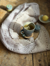 Load image into Gallery viewer, - Single drop - Pyssling - spring shawl - a glimpse of May