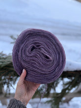 Load image into Gallery viewer, Nutiden - DET FINA I KRÅKSÅNGEN  - February Collection 2026 - #nutidenyarn - unspun Swedish wool yarn