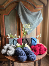Load image into Gallery viewer, Nutiden - Svarta havet- June Collection 2026 - #nutidenyarn - unspun Swedish wool yarn