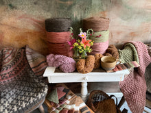 Load image into Gallery viewer, Nutiden - Skumrasket - August Collection 2026 - #nutidenyarn - unspun Swedish wool yarn