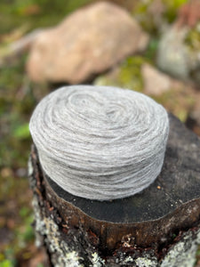 Nutiden - TRIPP - (unspun yarn - ospunnet garn) - Swedish wool