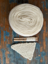 Load image into Gallery viewer, Nutiden - ARVID - natur - January 2025 - #nutidenyarn - unspun Swedish wool yarn