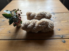 Load image into Gallery viewer, VARV - Persicum - September 2026 - #varvyarn - a twist on nutiden - boucle Swedish wool yarn