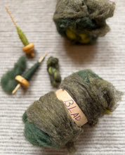 Load image into Gallery viewer, - Single drop - Blad - #honerocheirfiber - spin or felt