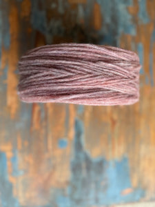 Nutiden - (KVÄLLS)LJUS anno 2024 - (unspun yarn - ospunnet garn) - Swedish wool