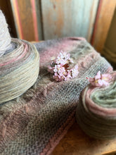 Load image into Gallery viewer, Nutiden - Birthday blend Pyssling - May 2026 - #nutidenyarn - unspun Swedish wool yarn
