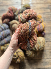 Load image into Gallery viewer, VARV - ÖNSKEBRUN - Nov 2025 - #varvyarn - a twist on nutiden - boucle Swedish wool yarn