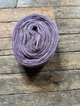 Load image into Gallery viewer, Nutiden - DET FINA I KRÅKSÅNGEN  - February Collection 2026 - #nutidenyarn - unspun Swedish wool yarn