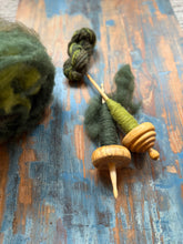 Load image into Gallery viewer, - Single drop - Blad - #honerocheirfiber - spin or felt