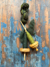 Load image into Gallery viewer, - Single drop - Blad - #honerocheirfiber - spin or felt