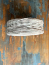 Load image into Gallery viewer, Nutiden - (MORGON)LJUS anno 2024 - (unspun yarn - ospunnet garn) - Swedish wool