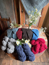 Load image into Gallery viewer, Nutiden - Svarta havet- June Collection 2026 - #nutidenyarn - unspun Swedish wool yarn