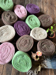 Nutiden - POMONA - (unspun yarn - ospunnet garn) - Swedish wool