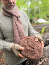 Load image into Gallery viewer, Nutiden - Värma - September Collection 2026 - #nutidenyarn - unspun Swedish wool yarn