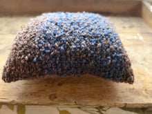 Load image into Gallery viewer, - Single drop - Texel carded wool - for stuffing or spinning