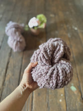 Load image into Gallery viewer, VARV - Enhörnings MAN - Nov 2025 - #varvyarn - a twist on nutiden - boucle Swedish wool yarn
