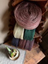 Load image into Gallery viewer, Nutiden - DET BRINNER I KNUTARNA - March Collection 2026 - #nutidenyarn - unspun Swedish wool yarn