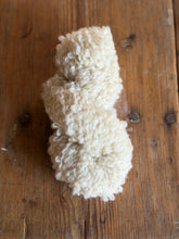 Load image into Gallery viewer, - Single drop - Varv - Astrid - special edition FIN