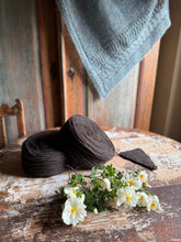 Load image into Gallery viewer, Nutiden - Svarta havet- June Collection 2026 - #nutidenyarn - unspun Swedish wool yarn