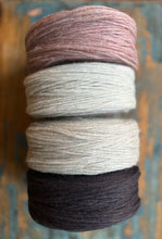 Load image into Gallery viewer, Nutiden - (MORGON)LJUS anno 2024 - (unspun yarn - ospunnet garn) - Swedish wool