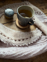 Load image into Gallery viewer, - Single drop - Pyssling - spring shawl - a glimpse of May