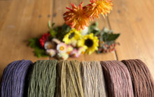 Load image into Gallery viewer, Nutiden - Härska - September Collection 2026 - #nutidenyarn - unspun Swedish wool yarn