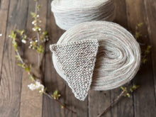 Load image into Gallery viewer, Nutiden - TUVA ( birthday blend ) May collection - (unspun yarn - ospunnet garn) - Swedish wool