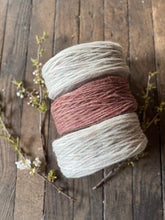 Load image into Gallery viewer, Nutiden - TUVA ( birthday blend ) May collection - (unspun yarn - ospunnet garn) - Swedish wool