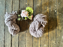 Load image into Gallery viewer, VARV - Enhörnings MAN - Nov 2025 - #varvyarn - a twist on nutiden - boucle Swedish wool yarn